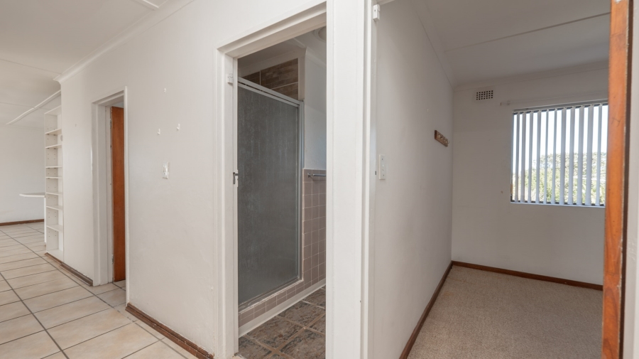 To Let 3 Bedroom Property for Rent in Struisbaai Western Cape